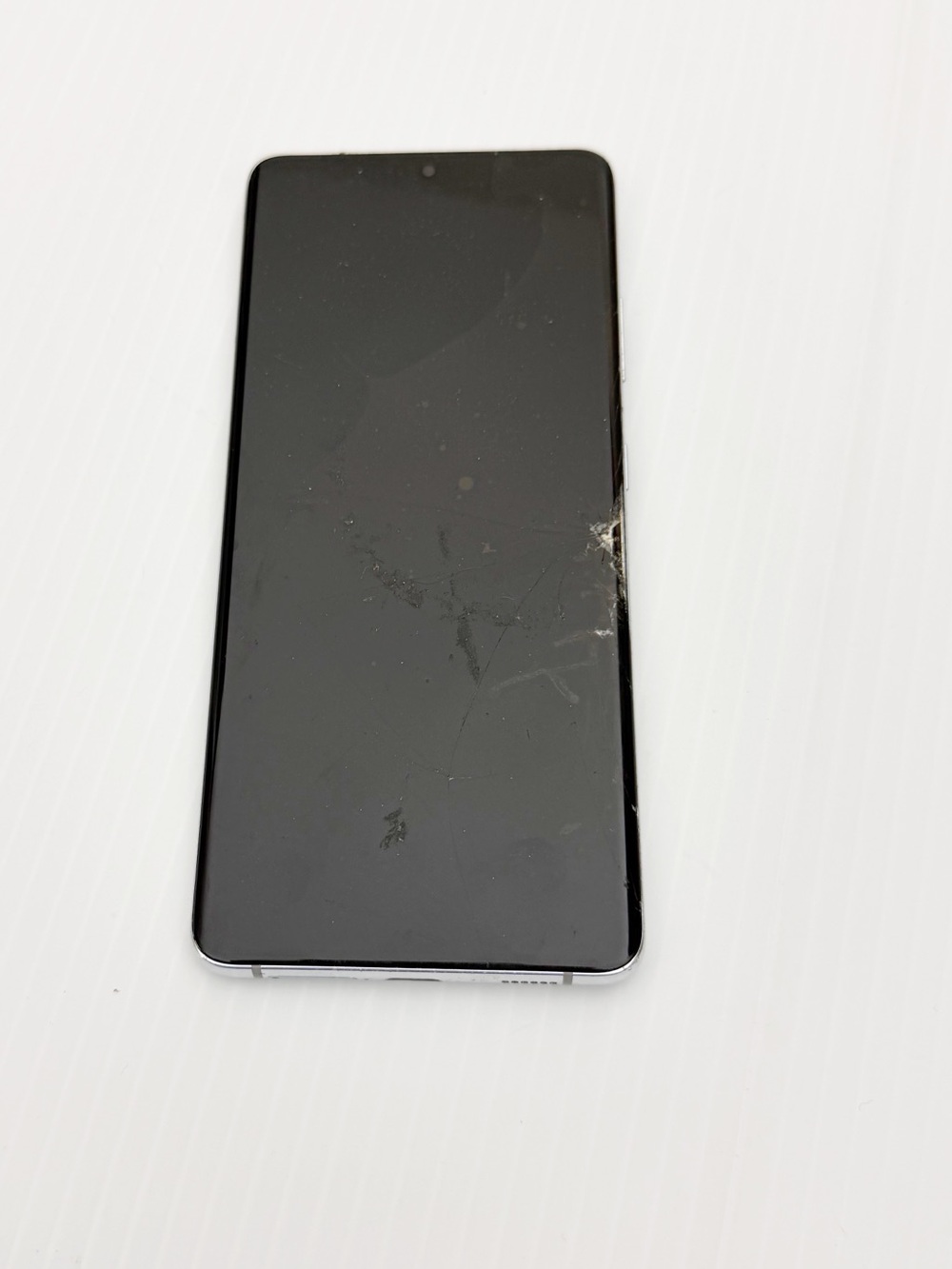 Samsung Galaxy S21 Ultra 5G Smartphone Cracked Screen AS IS